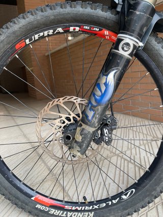 Bicicleta Giant Glory DH *NEGOCIABLE*