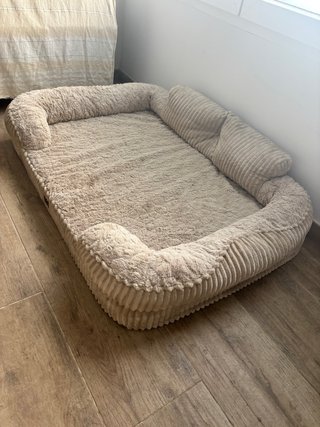 Cama perro grande anatómica beige