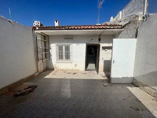 Casa adosada en venta en Centro en Torrevieja