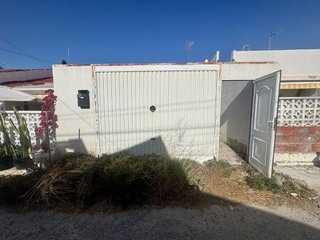 Casa adosada en venta en Centro en Torrevieja