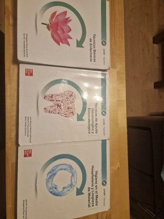 Libros de curso de auxiliar de enfermería