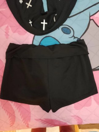 Conjunto festival negro con cruces