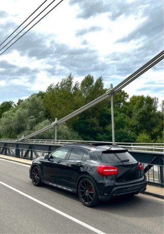 Mercedes-Benz GLA 45 AMG