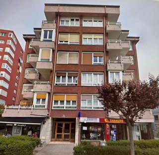 Garaje en venta en General Dávila en Santander