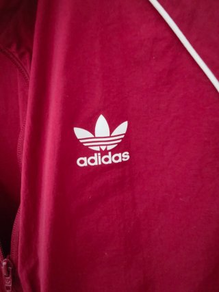 Cortavientos Adidas Originals con capucha oculta