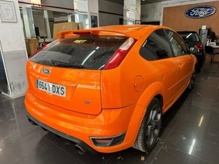 Ford Focus 2007 ESCUCHO CAMBIOS