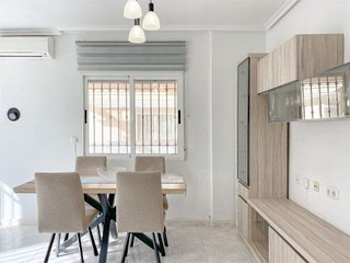 Casa pareada en alquiler en Nueva Torrevieja - Aguas Nuevas en Torrevieja