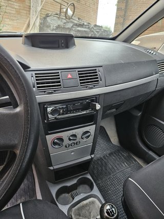 Opel Meriva 2004