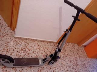 Patinete plegable gris
