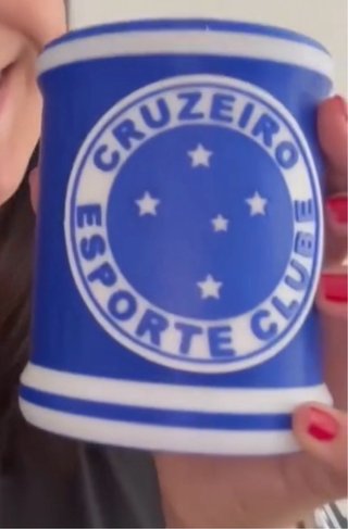 Porta latas 330ml Cruzeiro EC Producto em 3d
