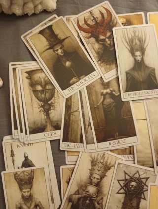 Baraja de Tarot Horror naipes