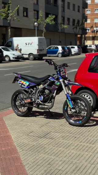 Derbi 49cc Supermotard Morado
