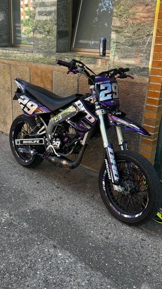 Derbi 49cc Supermotard Morado