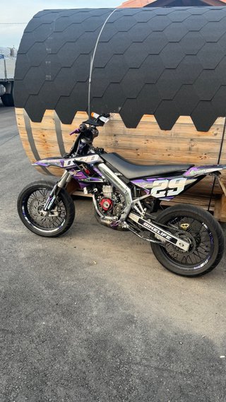 Derbi 49cc Supermotard Morado