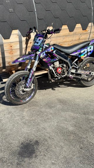 Derbi 49cc Supermotard Morado