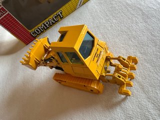 Joal Compact Caterpillar 955 1:50