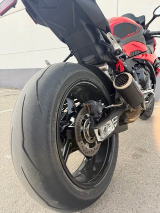 BMW S1000RR