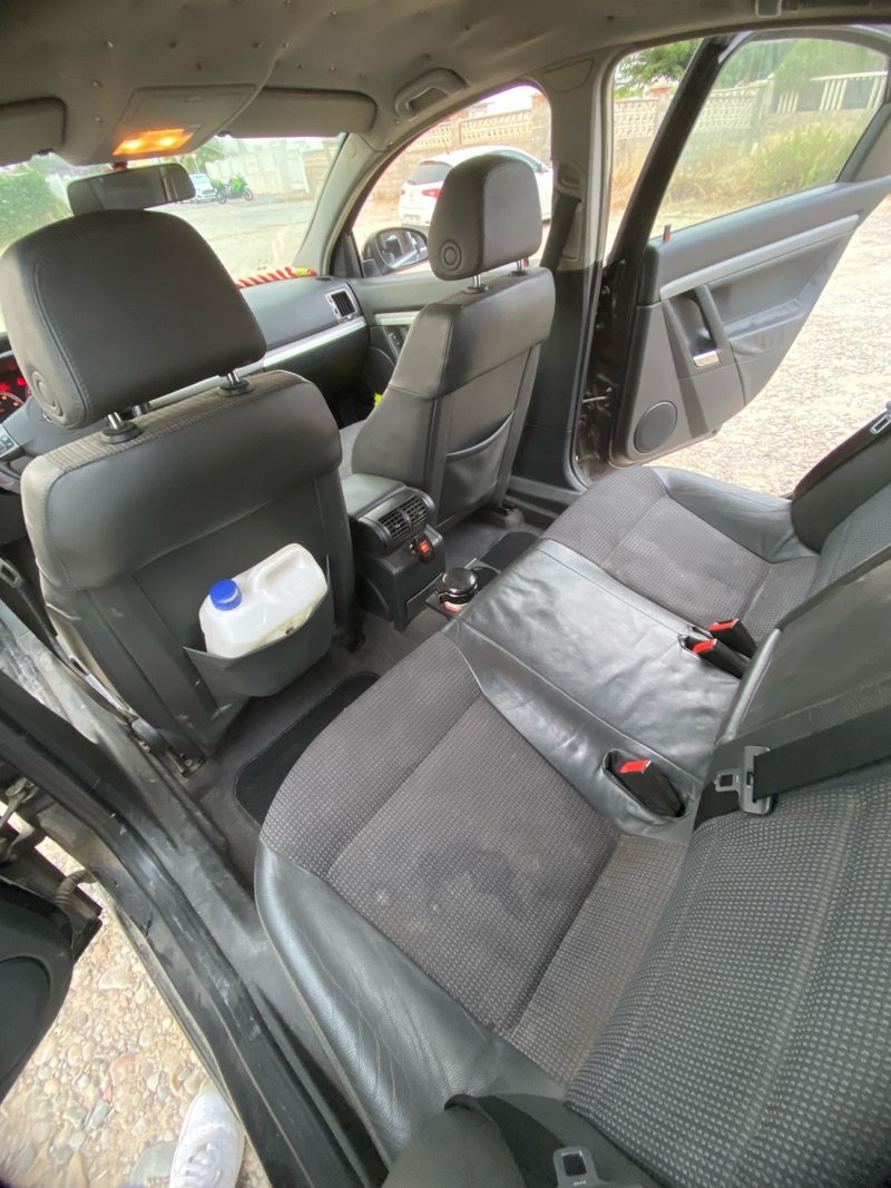 Opel Vectra 2008 - foto 1