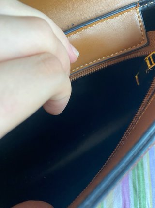 Bolso Marrón y Dorado