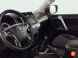 Toyota Land Cruiser 2.8 D-4D GX