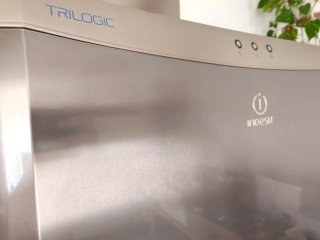 Nevera Indesit plateada