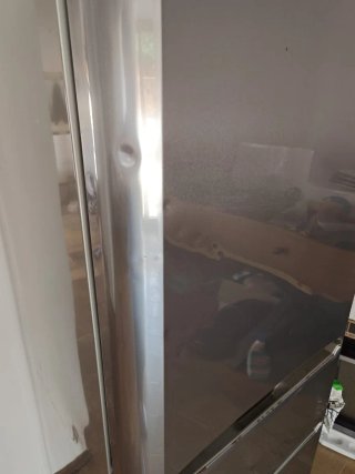 Nevera Indesit plateada