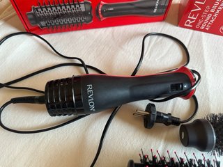 Revlon One-Step Volumiser Plus + Accesorios