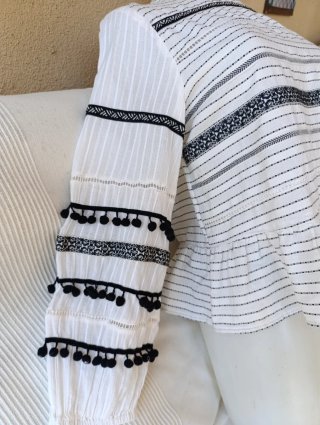 Blusa Zara Rayas Negras y Blancas