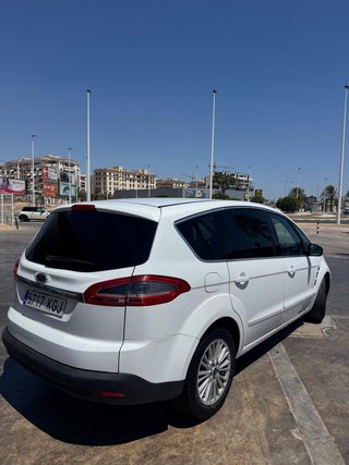 Ford S-MAX 2012