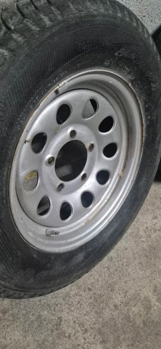 Llantas Suzuki Samurai con neumáticos 205/70/15