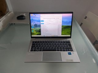 HP Elitebook 830 G8 14' i5 11va 16GB 256 GB SSD