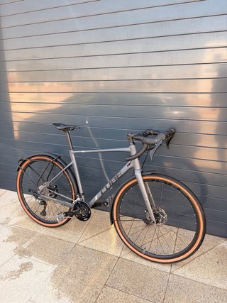Bici paseo Cube Nuroad FE RACE GRX Talla L