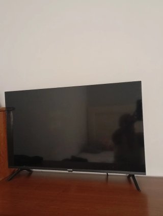 Vendo lote comedor. Smart TV. Microondas.