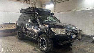 Toyota Land Cruiser 200 2008