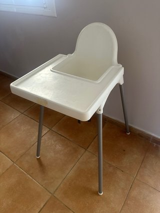 Trona IKEA blanca