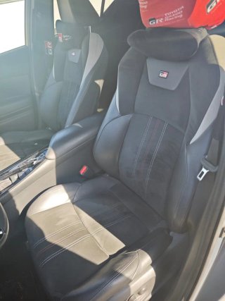Toyota chr  2023