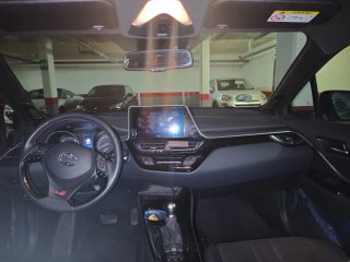 Toyota chr  2023