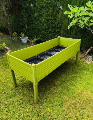 Huerto urbano modular verde