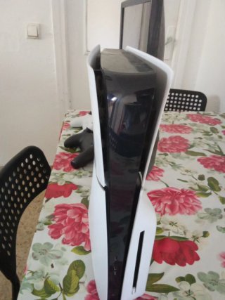 PS5 semi nueva  2 mandos sin averias TV LG 35 pg