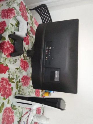 PS5 semi nueva  2 mandos sin averias TV LG 35 pg