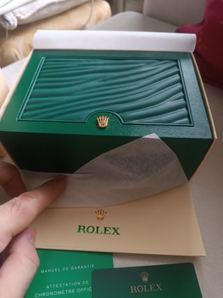 Caja y documentación Rolex