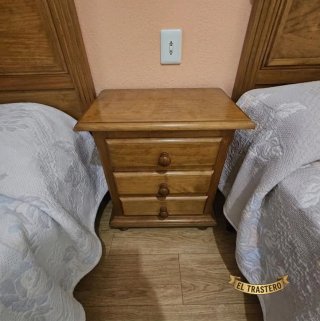 DOS CAMAS CON MESILLA PROVENZAL