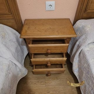 DOS CAMAS CON MESILLA PROVENZAL