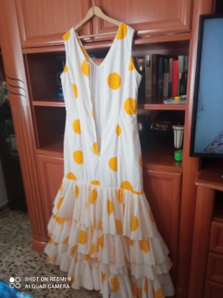 Vestido Flamenca Blanco con Lunares Amarillos