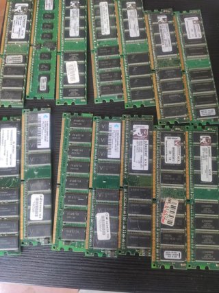 Lote +100 memoria RAM DDR1  DDR2  DDR3 Sin testear