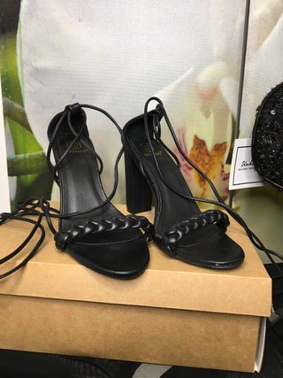 Sandalias Givana Tacón Ancho Negro Talla 39