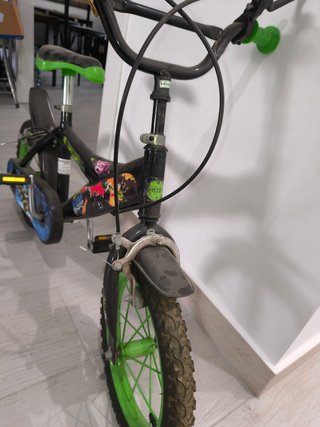 Bicicleta infantil 14 negro/verde