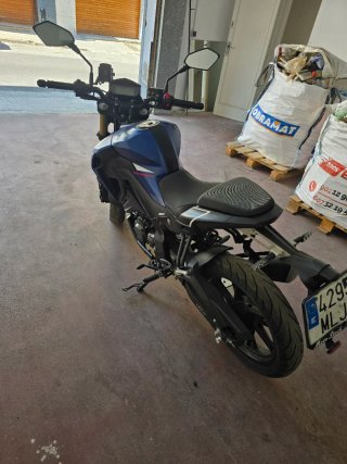 Keeway RKF 125 Naked Azul mate