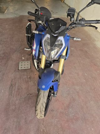 Keeway RKF 125 Naked Azul mate