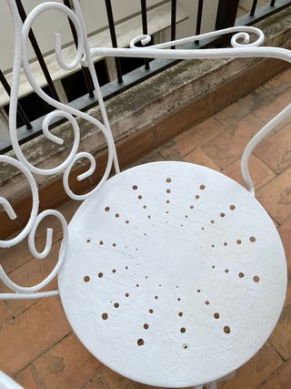 Mesa y 4 sillas de hierro vintage